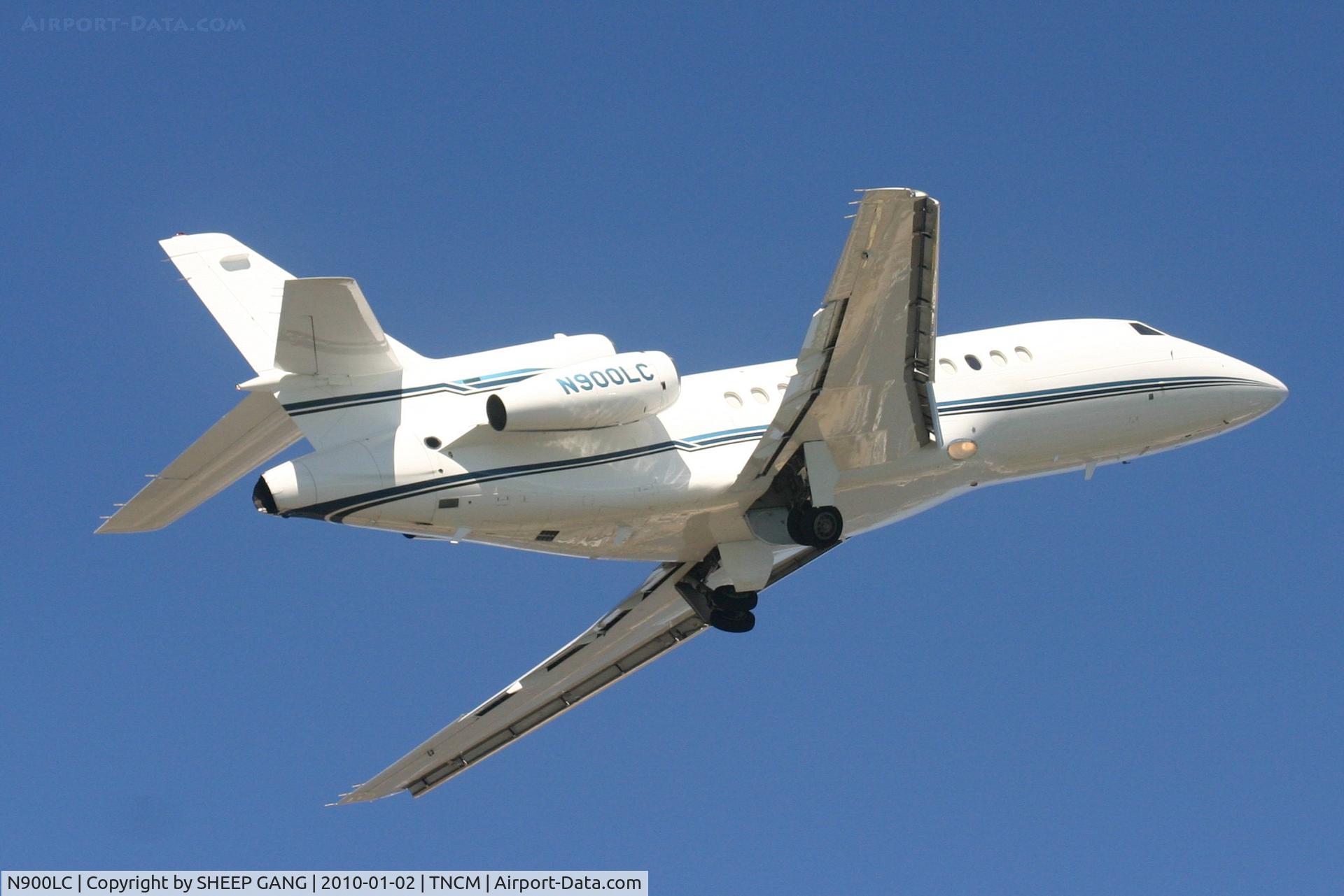 N900LC, 2000 Dassault Falcon 900 C/N 186, Just a next close up of N900LC