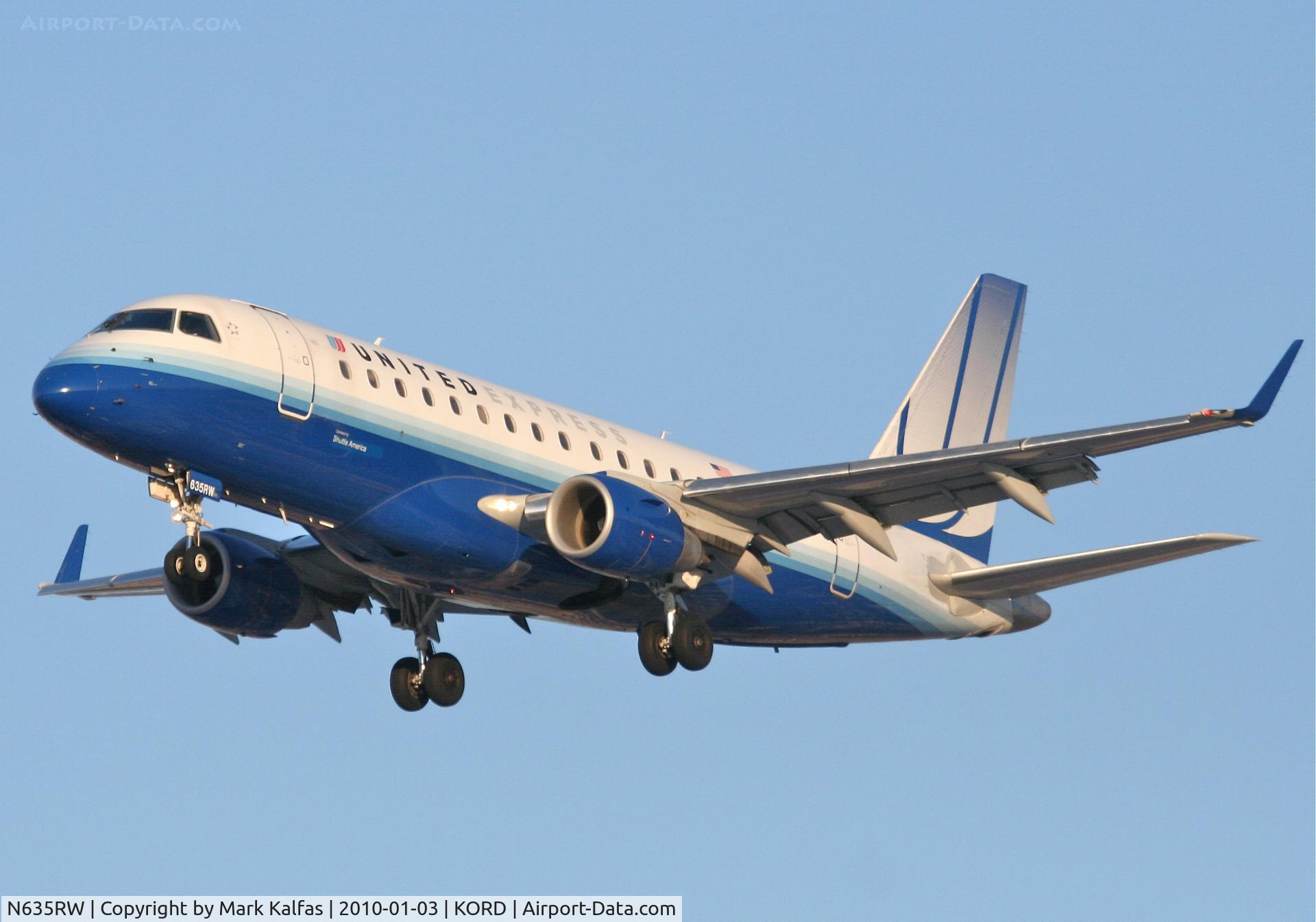N635RW, 2004 Embraer 170SE (ERJ-170-100SE) C/N 17000056, Shuttle America ERJ-170, TCF7556, arriving KORD RWY 28 from KCLT.