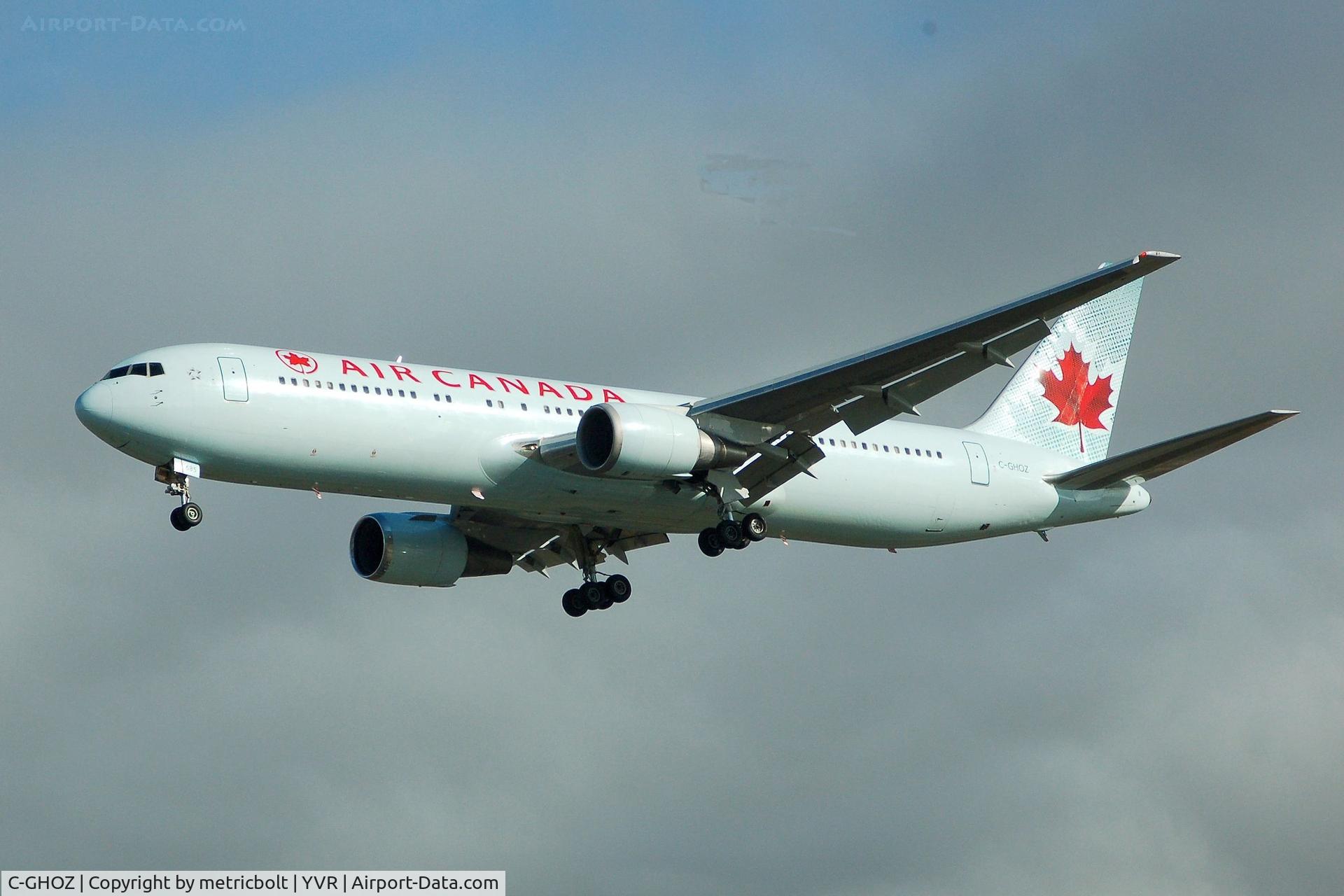 C-GHOZ, 1989 Boeing 767-375 C/N 24087, Landing at YVR