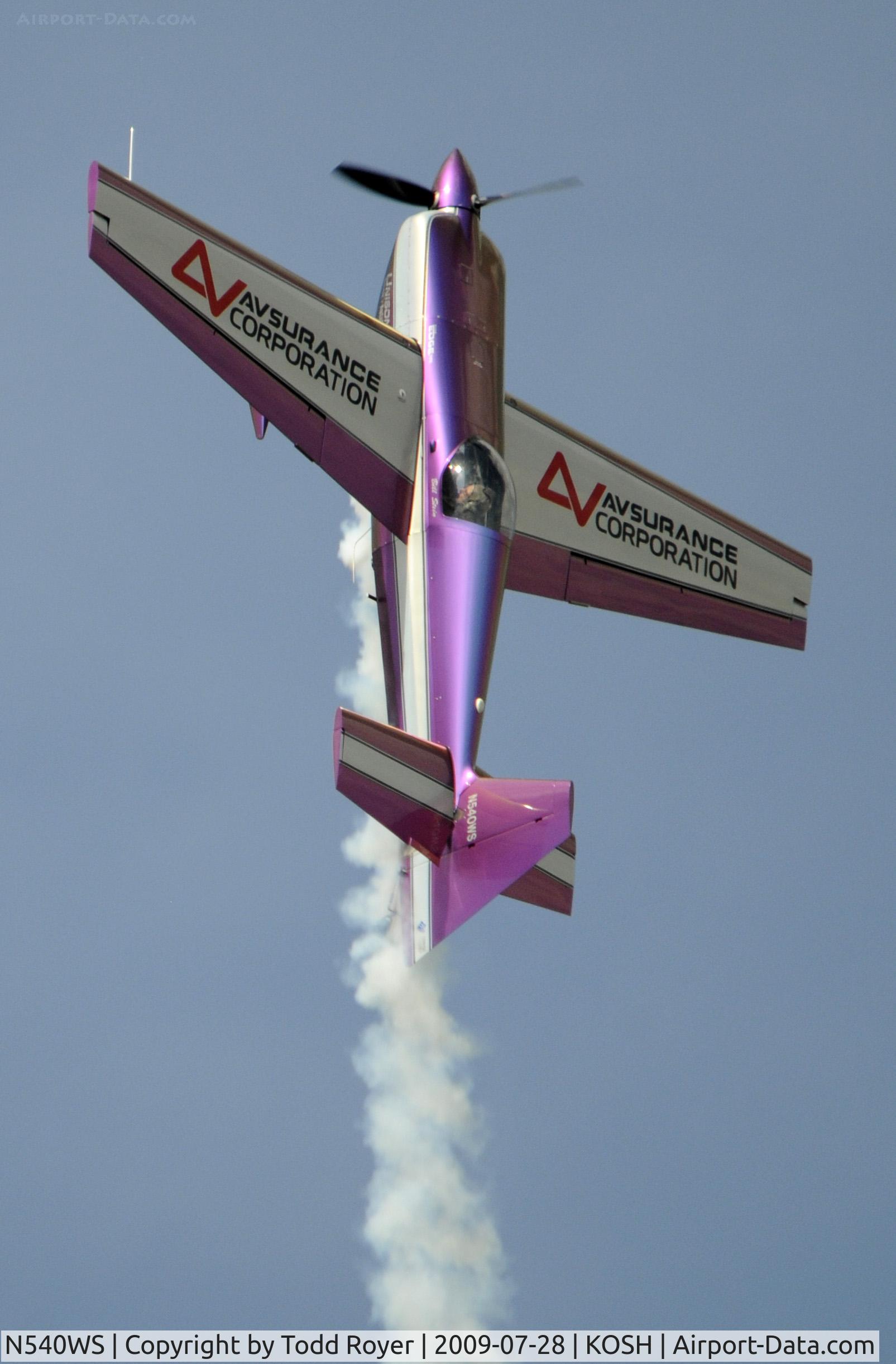 N540WS, 2002 Zivko Edge 540 C/N 0032, EAA AIRVENTURE 2009