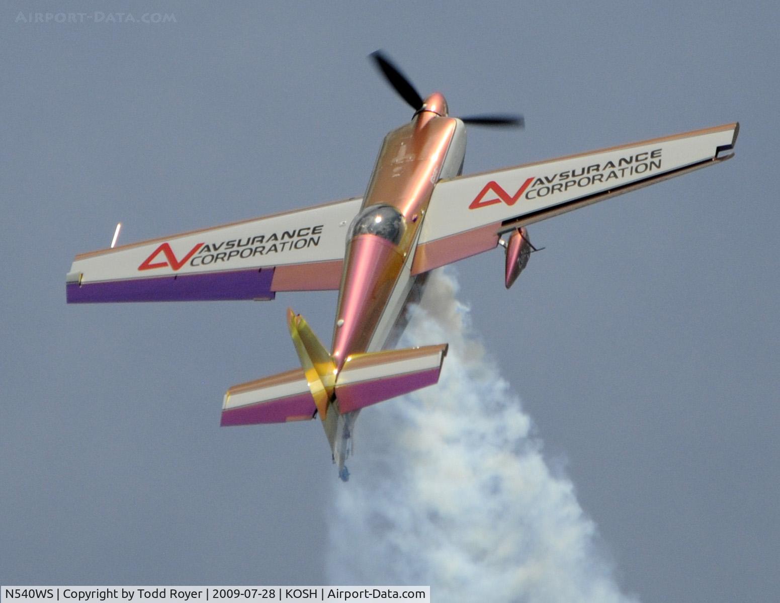 N540WS, 2002 Zivko Edge 540 C/N 0032, EAA AIRVENTURE 2009