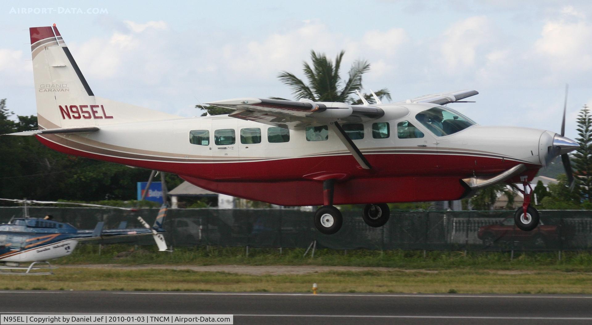 N95EL, 2005 Cessna 208B Grand Caravan C/N 208B1169, N95EL departing TNCM