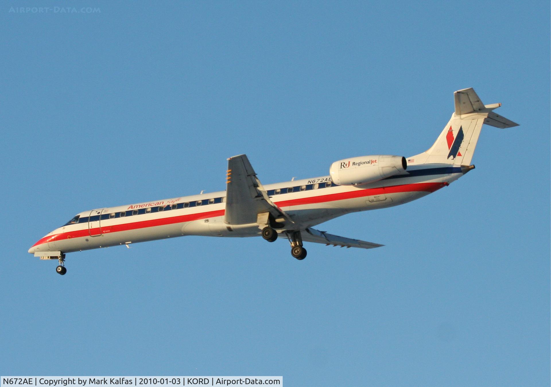 N672AE, 2004 Embraer ERJ-145LR (EMB-145LR) C/N 145794, American Eagle EMB-145LR, EGF4073, arriving KORD RWY 28 from KEVV.