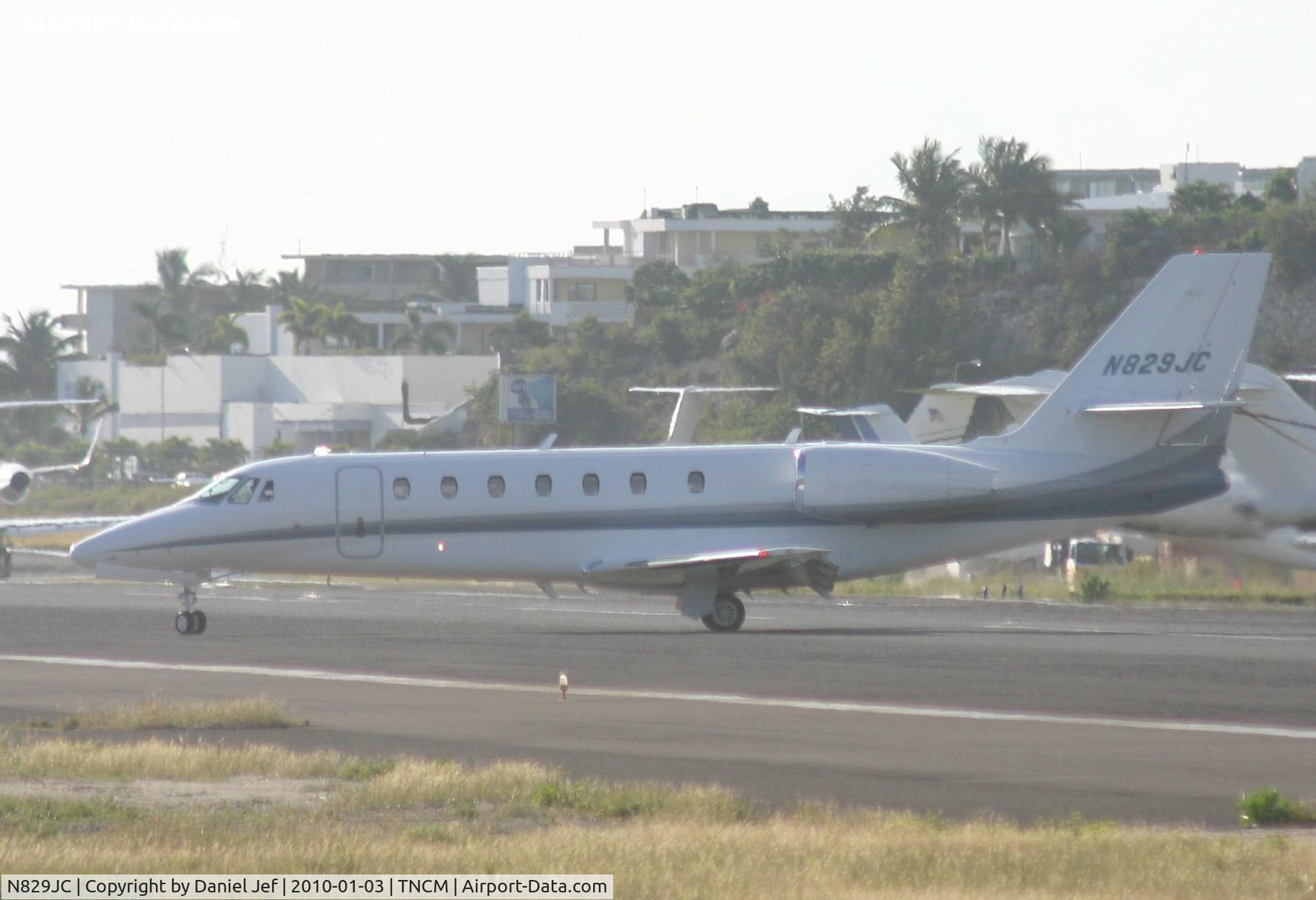 N829JC, 2006 Cessna 680 Citation Sovereign C/N 680-0112, N829JC back tracking TNCM