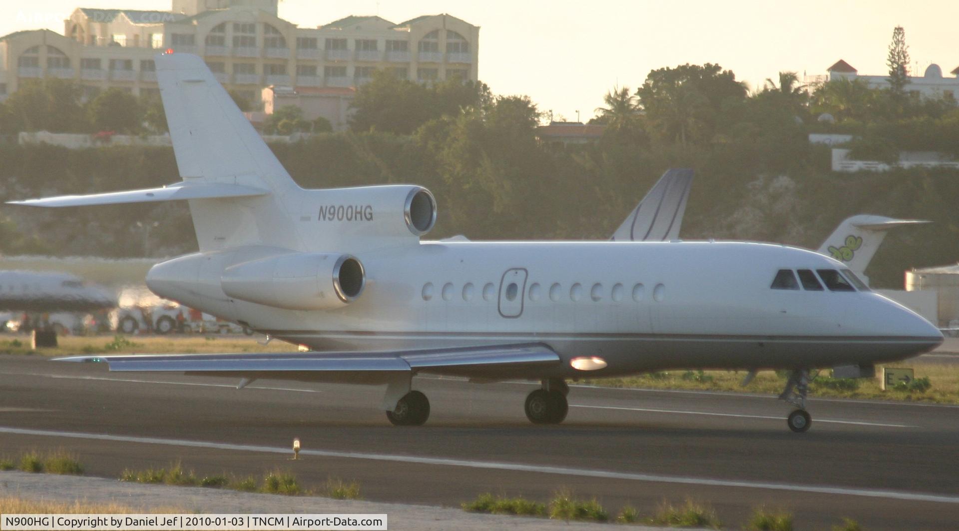 N900HG, 1995 Dassault Falcon 900EX C/N 001, N900HG just landed at tncm