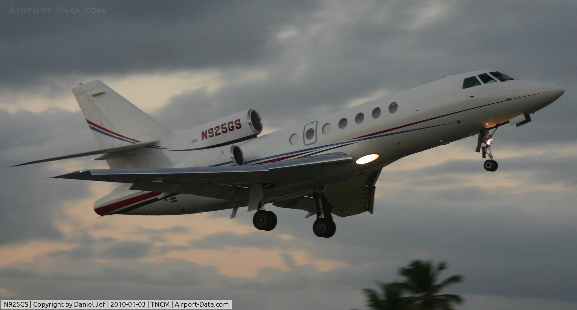 N925GS, Dassault Falcon 50 C/N 90, N925gs departing TNCM