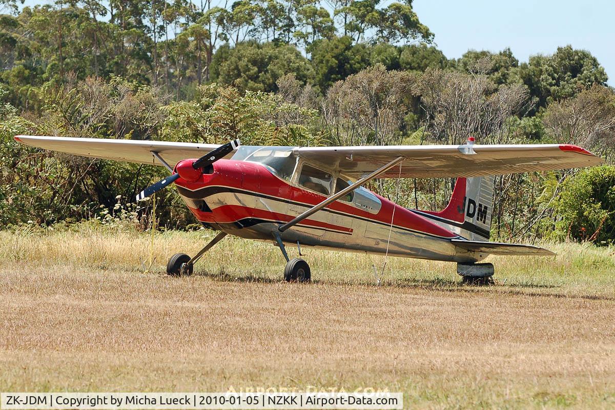 ZK-JDM, Cessna 180 C/N 31901, At Kerikeri / Bay of Islands
