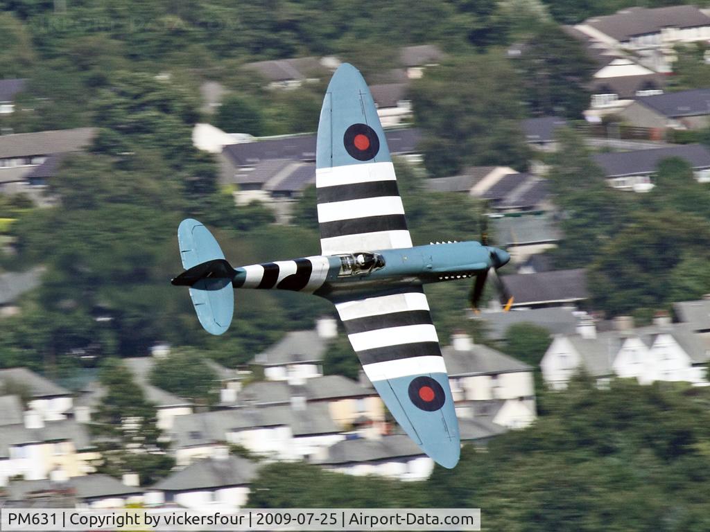 PM631, 1945 Supermarine 389 Spitfire PR.XIX C/N 6S/683528, Royal Air Force, operated by BBMF. Windermere Air Show 2009.