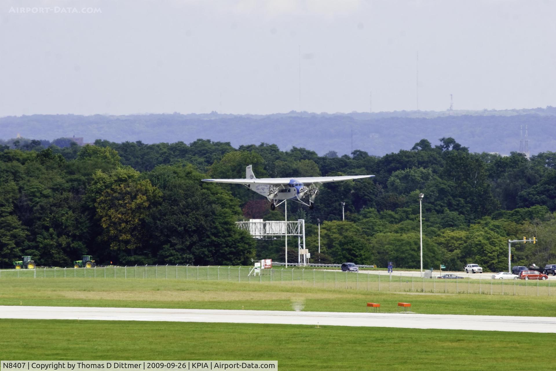 N8407, 1929 Ford 4-AT-E Tri-Motor C/N 69, N8407 arriving at Peoria Illinois