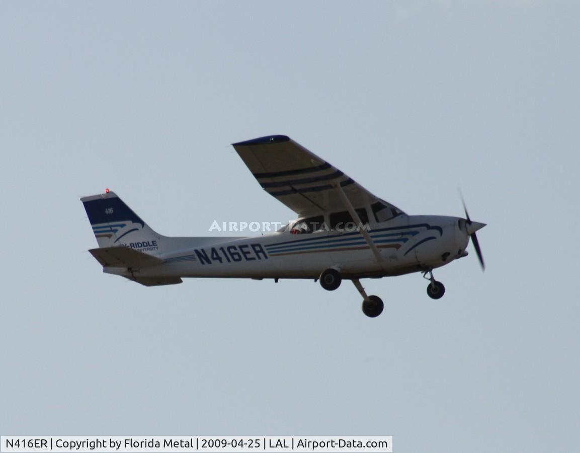 N416ER, 2002 Cessna 172S C/N 172S9160, Embry Riddle Cessna 172S