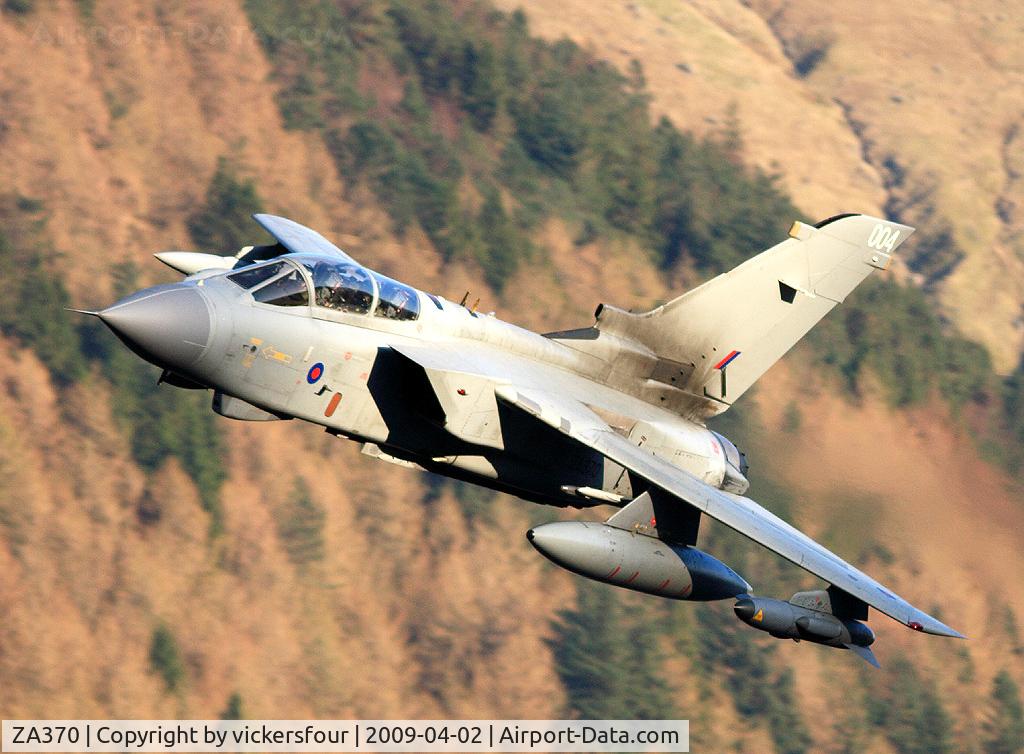 ZA370, 1982 Panavia Tornado GR.4A C/N 168/BS052/3084, Royal Air Force Tornado GR4A (c/n BS052) operated by the Marham Wing, coded '004'. Taken over Thirlmere, Cumbria.