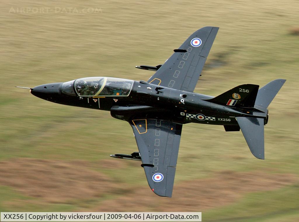 XX256, 1978 Hawker Siddeley Hawk T.1A C/N 092/312092, Royal Air Force BAe Hawk T1A (c/n 312092) operated by 19 (R) Squadron. Taken in the M6 Pass, Cumbria.