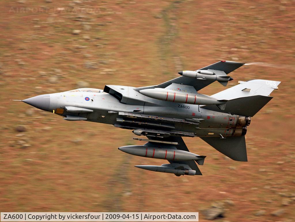 ZA600, 1982 Panavia Tornado GR.4 C/N 122/BS039/2123, Royal Air Force Tornado GR4 (c/n BS039) operated by the Marham Wing, coded '065'. Taken at Dunmail Raise, Cumbria.