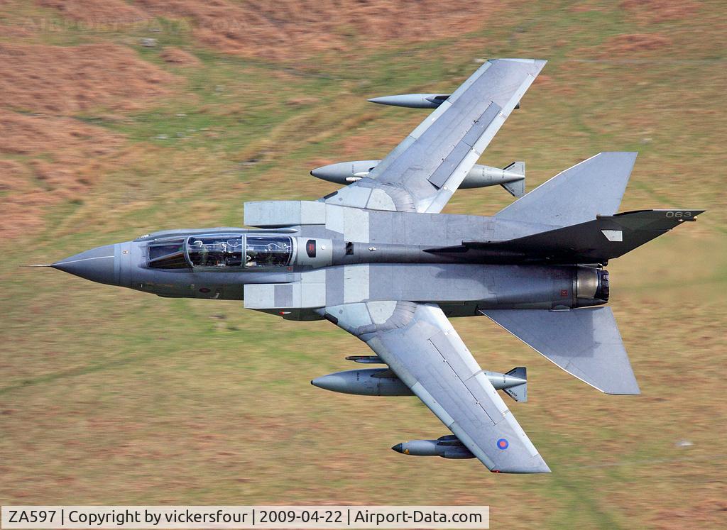 ZA597, 1982 Panavia Tornado GR.4 C/N 116/BS038/3061, Royal Air Force Tornado GR4 (c/n BS038) operated by the Marham Wing, coded '063'. Taken in the M6 Pass, Cumbria.