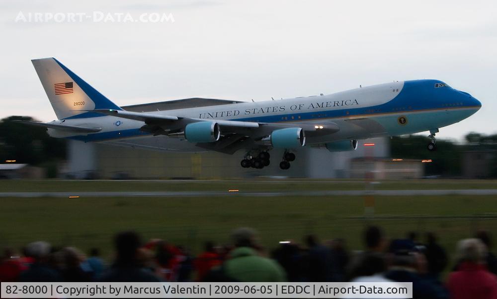 82-8000, 1987 Boeing VC-25A (747-2G4B) C/N 23824, Mr. President Obama first visit in Dresden