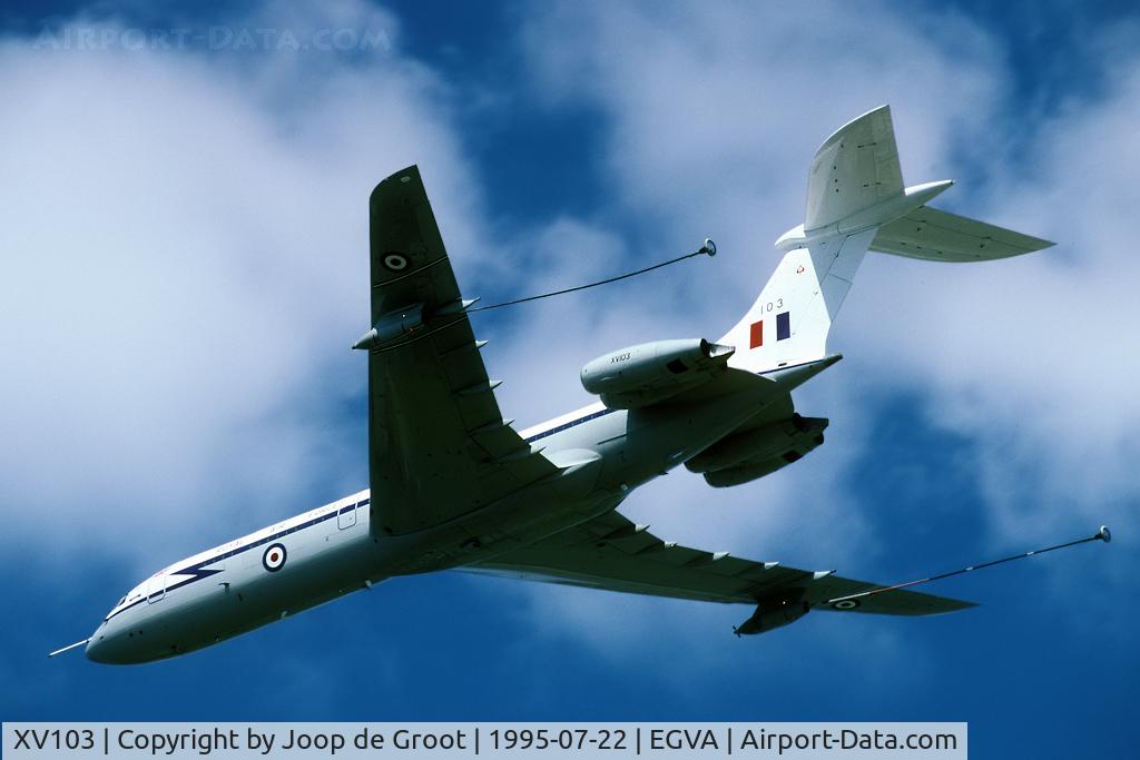 XV103, 1967 Vickers VC10 C.1K C/N 833, tanker demonstration during the 1995 IAT. Scrapped in 2002.