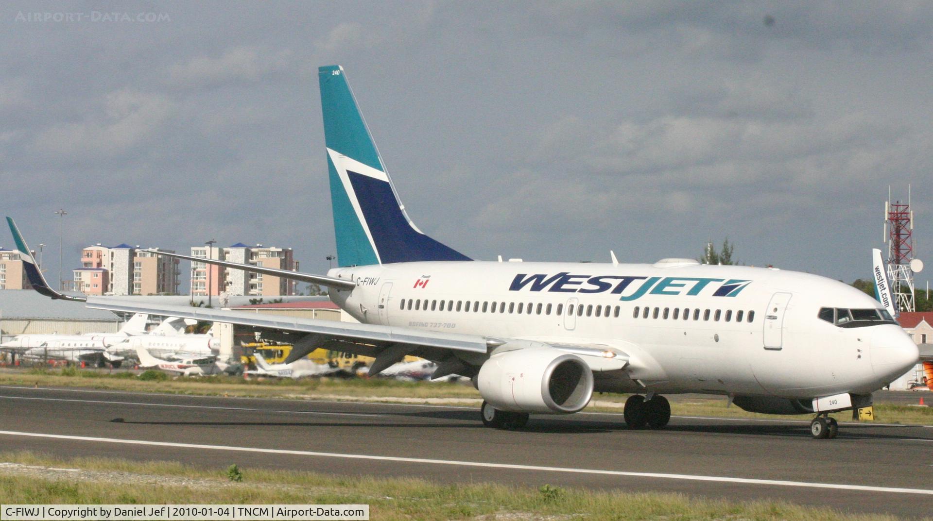 C-FIWJ, 2007 Boeing 737-7CT C/N 30712, West jet C-FIWJ Just landed at TNCM