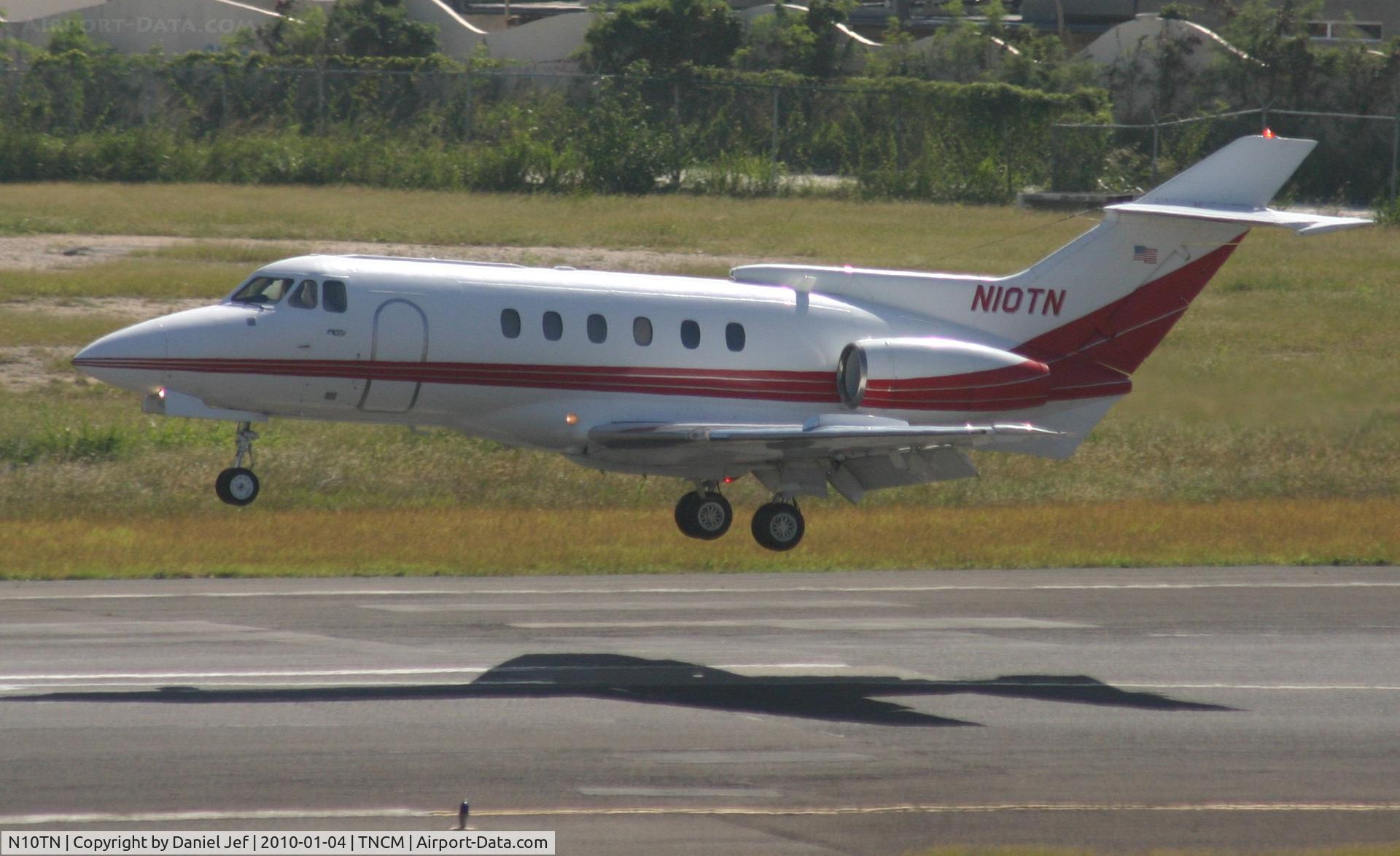 N10TN, 1980 British Aerospace HS.125-700A C/N 257085, N10tm Landing at TNCM