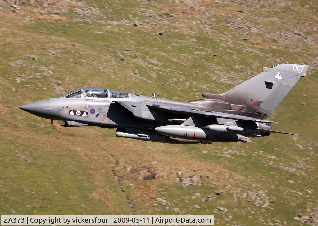 ZA373, 1982 Panavia Tornado GR.4A C/N 175/BS055/3087, Royal Air Force Tornado GR4A operated by the Marham Wing, wearing 2 Squadron markings with code '007/H'. Taken at Dunmail Raise, Cumbria.