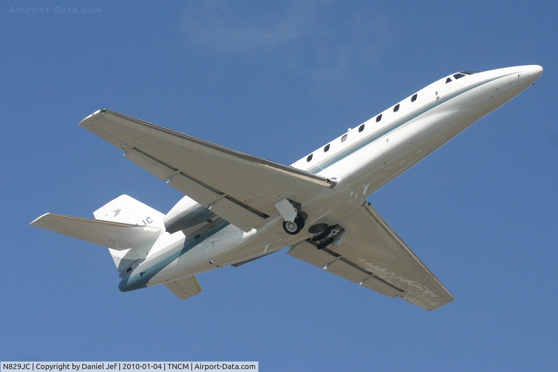 N829JC, 2006 Cessna 680 Citation Sovereign C/N 680-0112, N829JC departing TNCM
