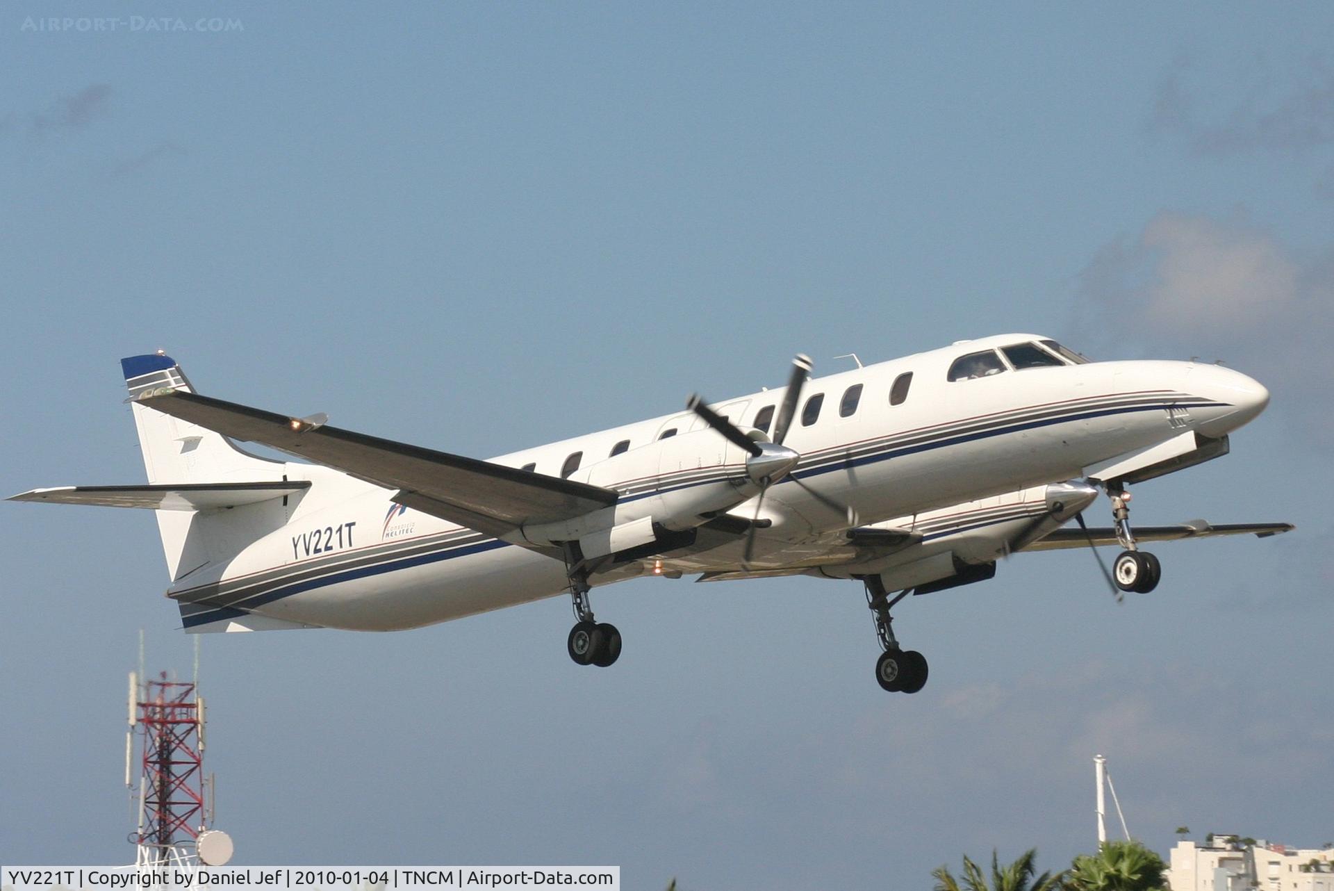 YV221T, 1995 Fairchild SA-227DC Metro 23 C/N DC-879B, YV221T Departing TNCM