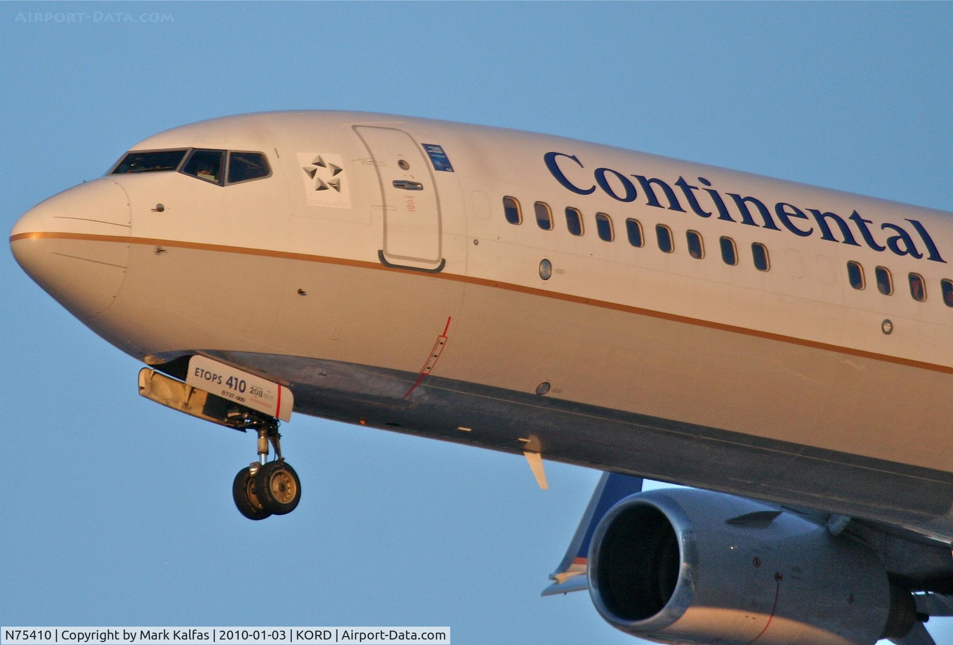 N75410, 2001 Boeing 737-924 C/N 30127, Continental Airlines Boeing 737-924, COA146, arriving RWY 28 KORD from KIAH.