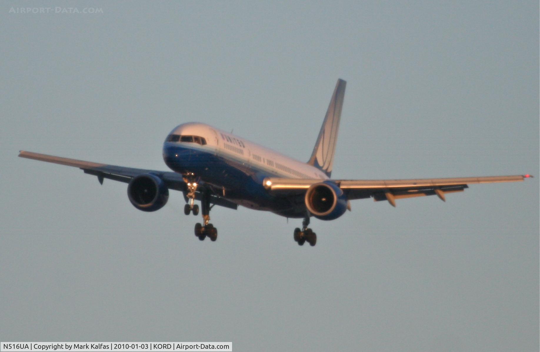N516UA, 1990 Boeing 757-222 C/N 24860, United Airlines  Boeing 757-222, N516UA, UAL136, arriving RWY 28 KORD from KSFO.