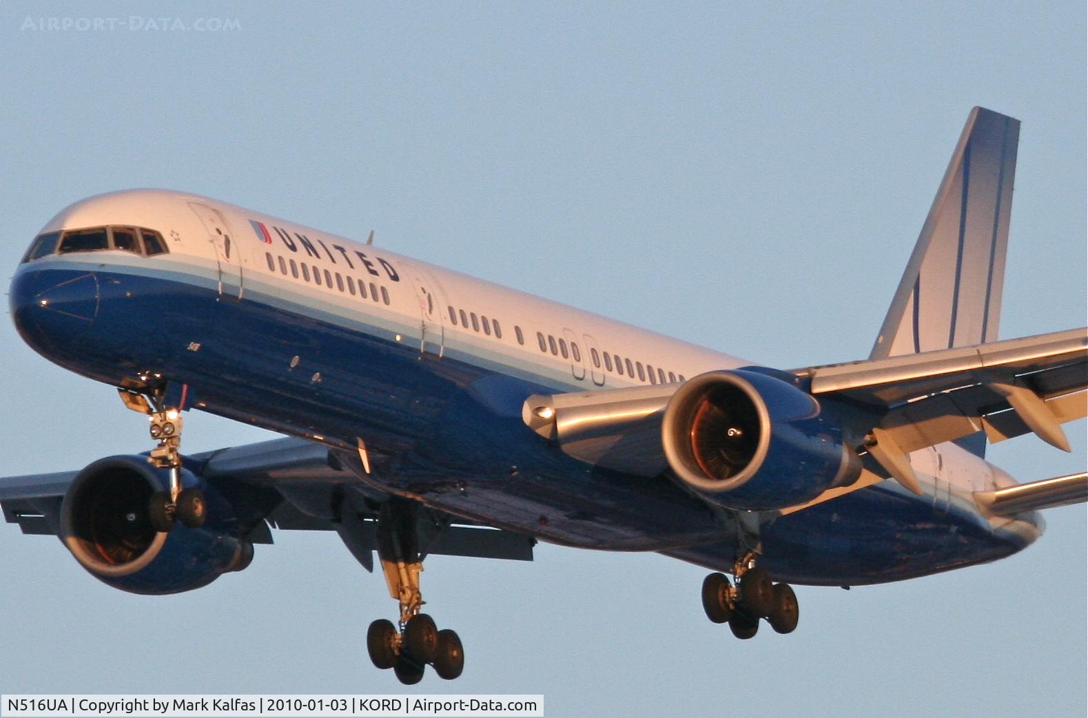 N516UA, 1990 Boeing 757-222 C/N 24860, United Airlines  Boeing 757-222, N516UA, UAL136, arriving RWY 28 KORD from KSFO.