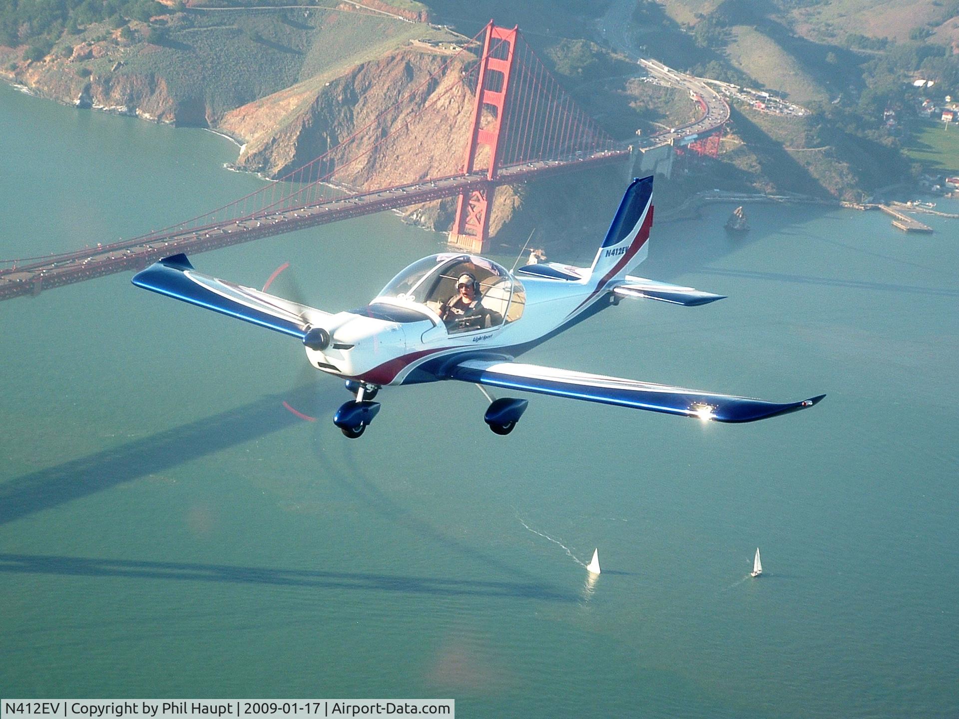 N412EV, 2005 Evektor-Aerotechnik SPORTSTAR C/N 20050412, N412EV over the San Francisco Bay, Jan 17 2009