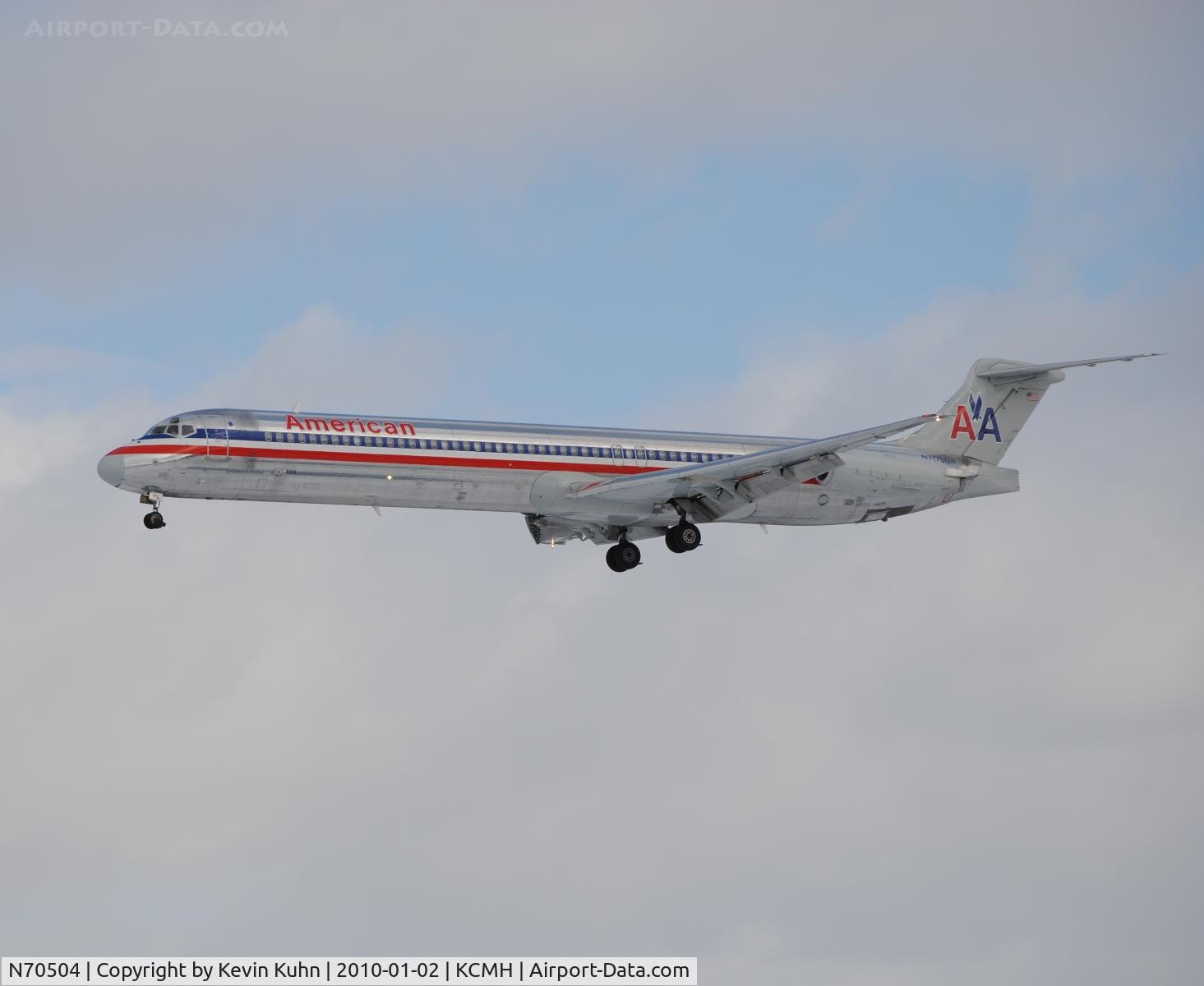 N70504, 1989 McDonnell Douglas MD-82 (DC-9-82) C/N 49798, Natural metal over the snow