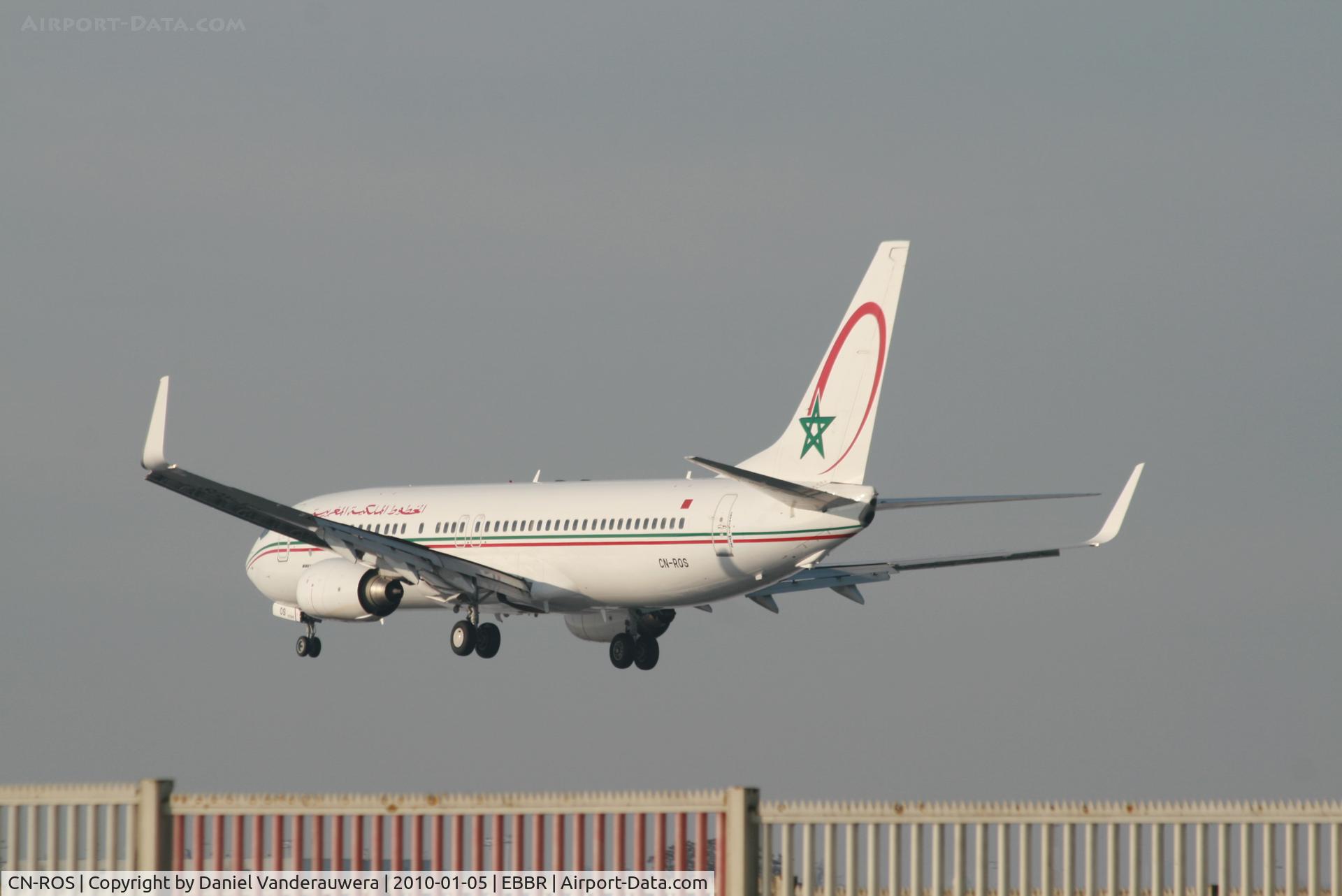 CN-ROS, 2008 Boeing 737-8B6 C/N 37718, Flight AT838 is descending to RWY 25L
