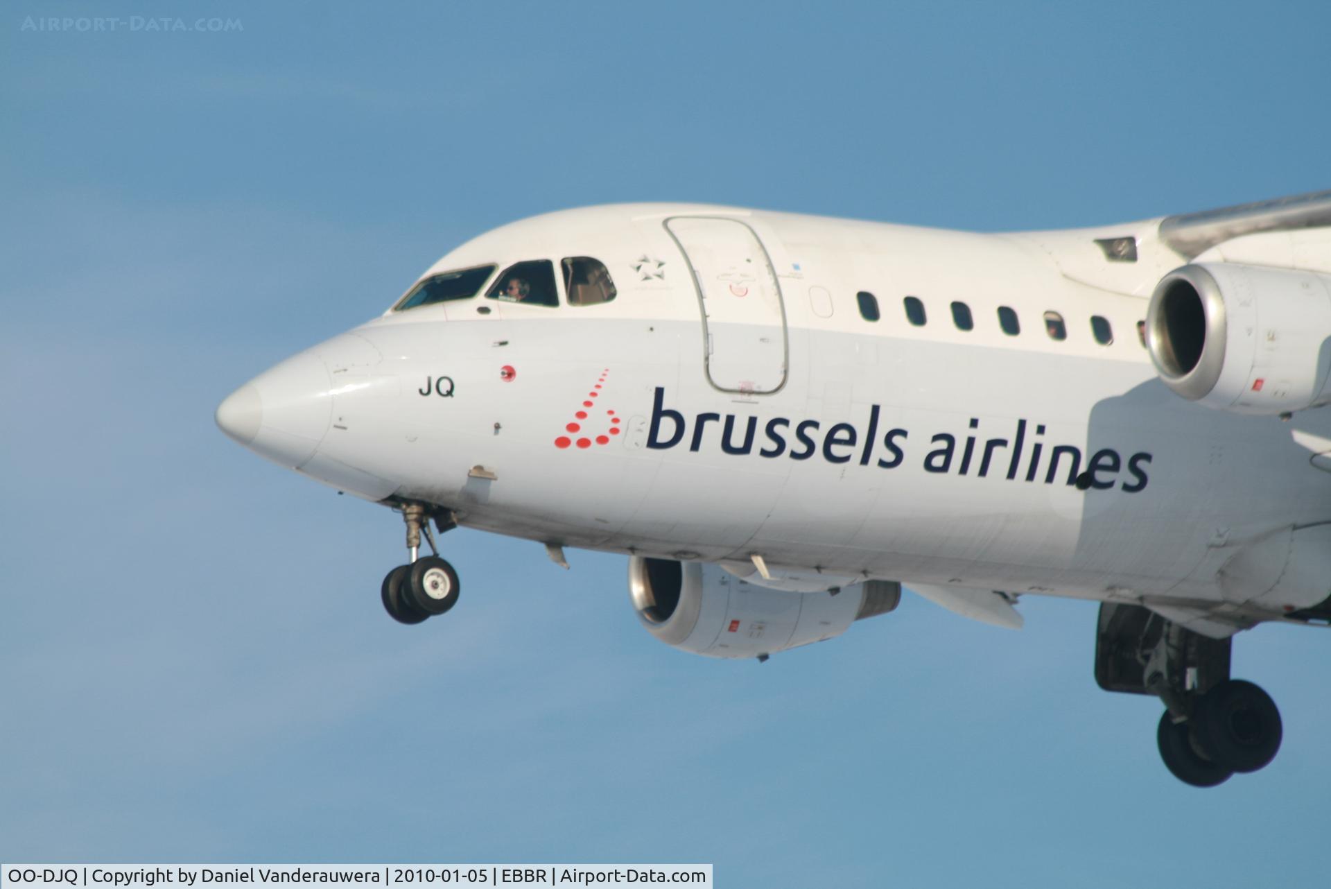 OO-DJQ, 1996 British Aerospace Avro 146-RJ85 C/N E.2289, with Star Alliance