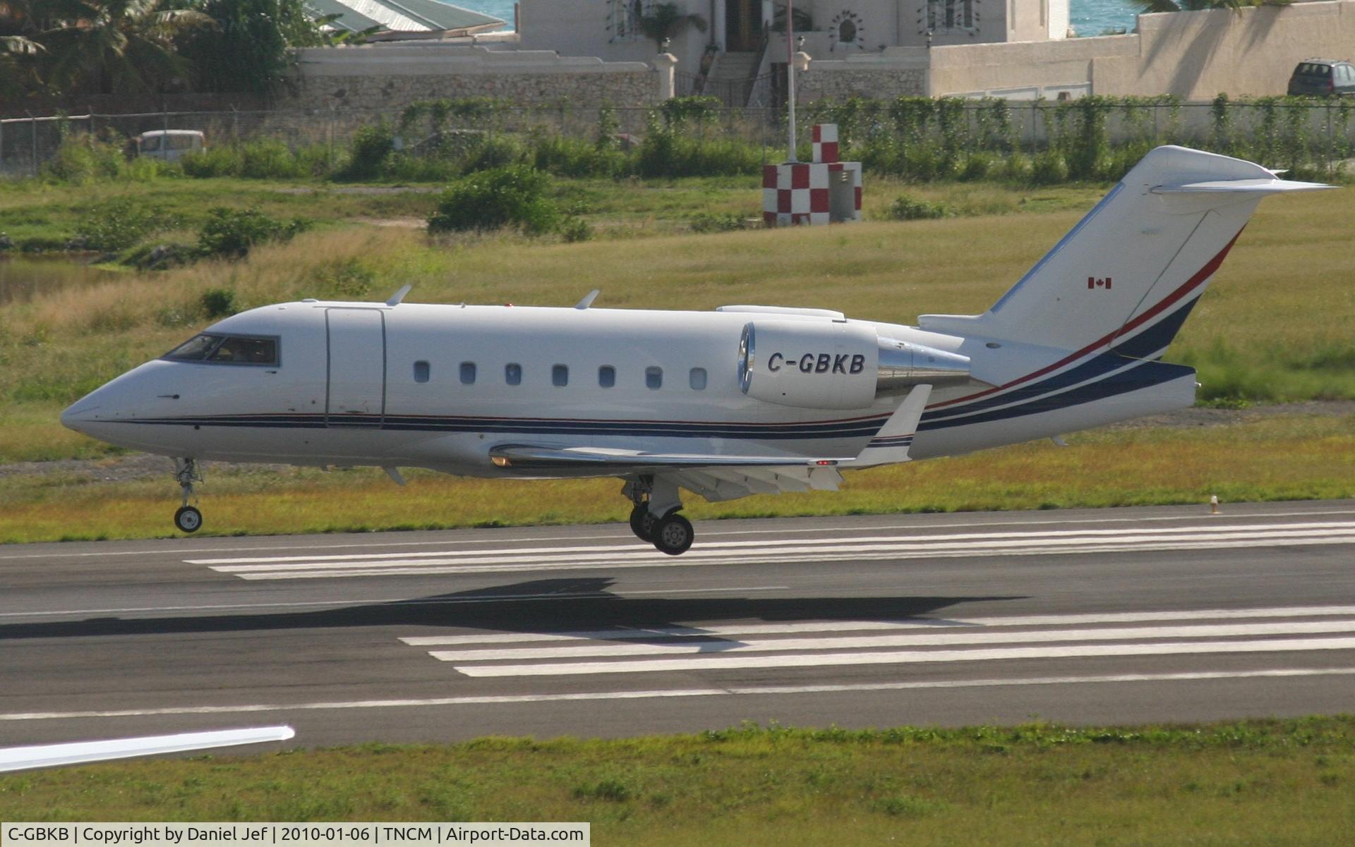 C-GBKB, 1999 Bombardier Challenger 604 (CL-600-2B16) C/N 5420, C-GBKB landing at TNCM