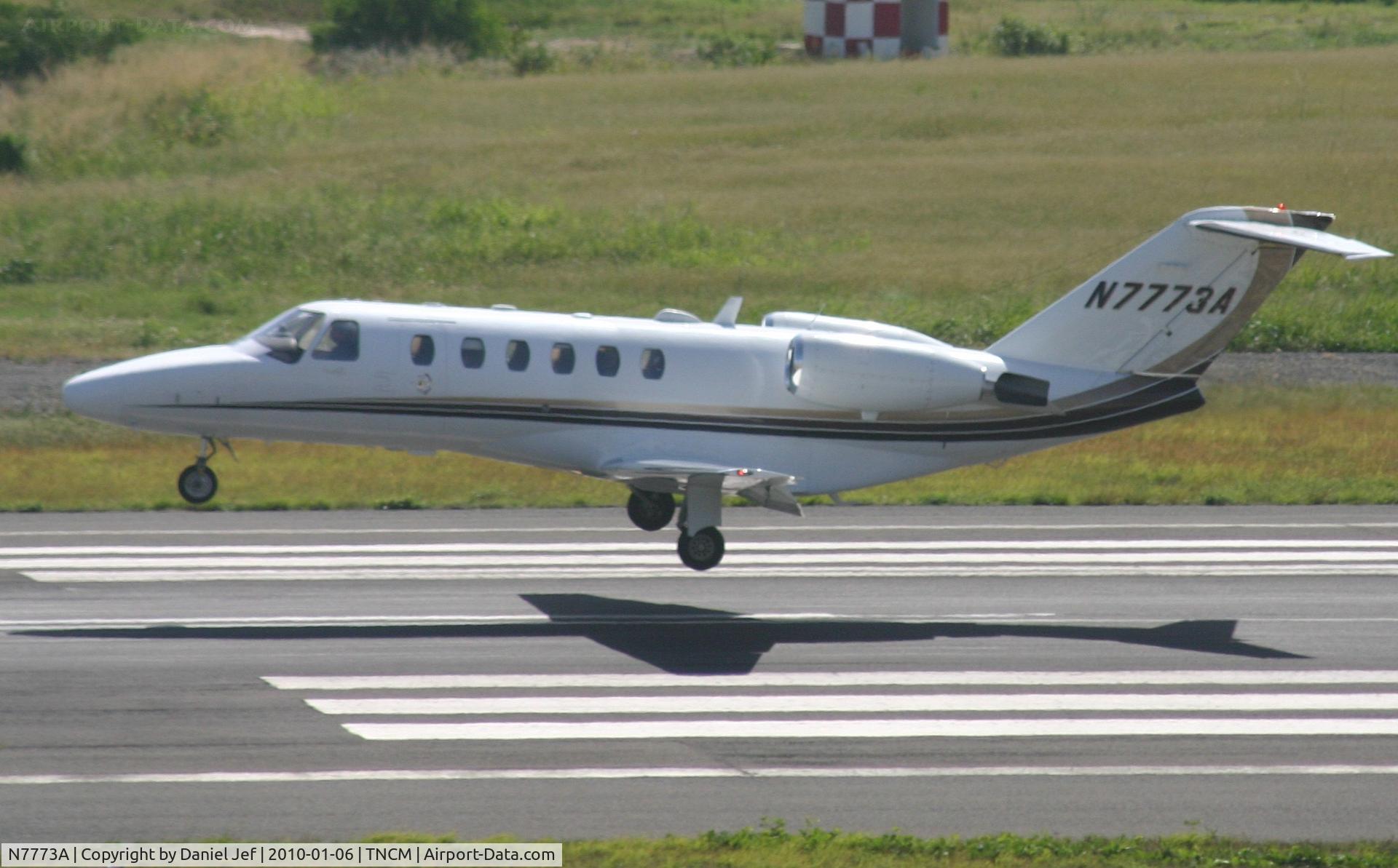 N7773A, 2000 Cessna 525A CitationJet CJ2 C/N 525A-0004, N7773A landing at TNCM
