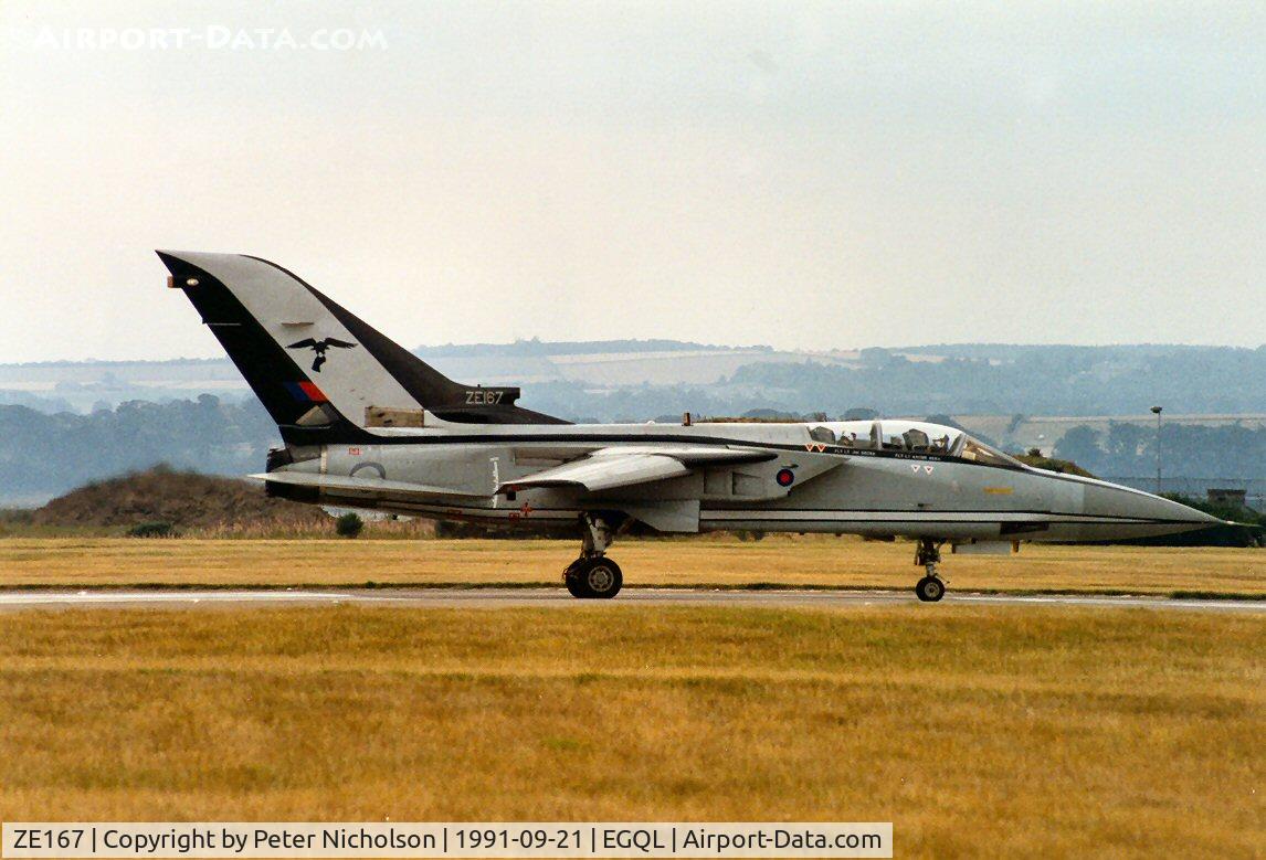 ZE167, 1986 Panavia Tornado F.3 C/N 545/AS019/3245, Tornado F.3 of 25 Squadron in the solo display markings for 1991 taxying at the 1991 Leuchars Airshow.