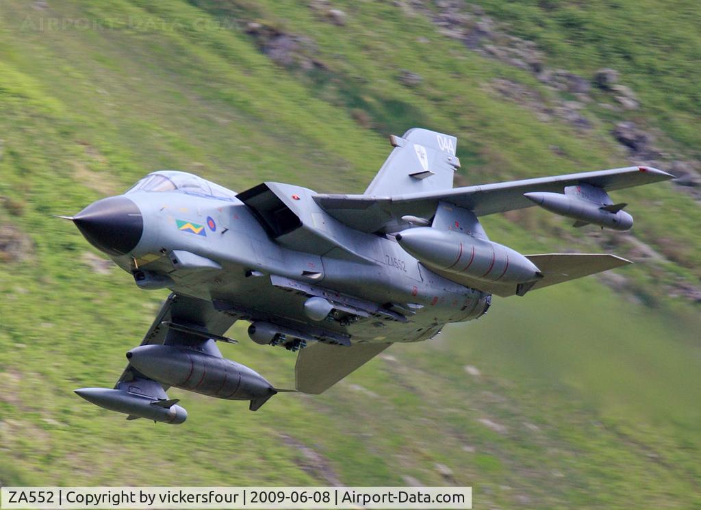 ZA552, 1981 Panavia Tornado GR.4 C/N 068/BT019/3036, Royal Air Force Tornado GR4 (c/n BT019). Operated by the Marham Wing coded '044' wears 13 Squadron markings. Taken at Dunmail Raise, Cumbria.