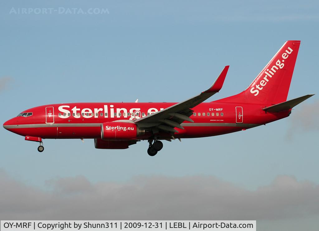 OY-MRF, 1999 Boeing 737-7L9 C/N 28009, Landing rwy 25R