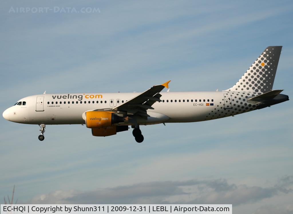 EC-HQI, 2001 Airbus A320-214 C/N 1396, Landing rwy 25R