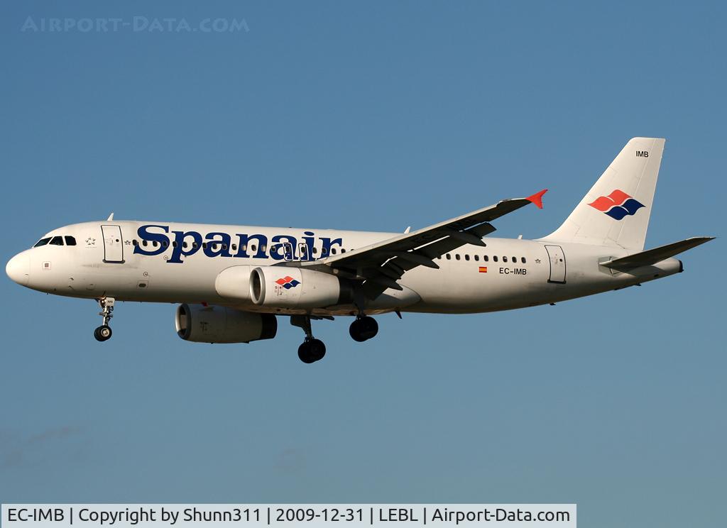 EC-IMB, 2003 Airbus A320-232 C/N 1933, Landing rwy 25R in basic c/s
