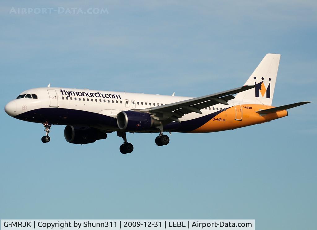 G-MRJK, 1999 Airbus A320-214 C/N 1081, Landing rwy 25R