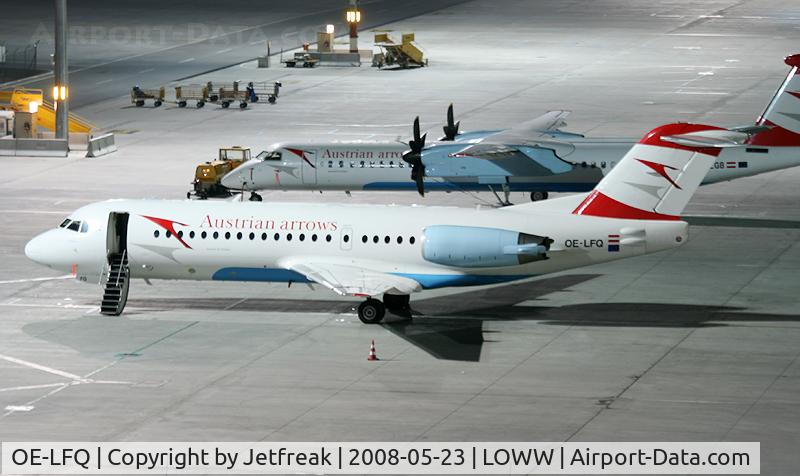 OE-LFQ, 1996 Fokker 70 (F-28-0070) C/N 11568, Austrian Arrows Fokker Aircraft B.V. F 28 Mk0070, c/n: 11568 nightshot