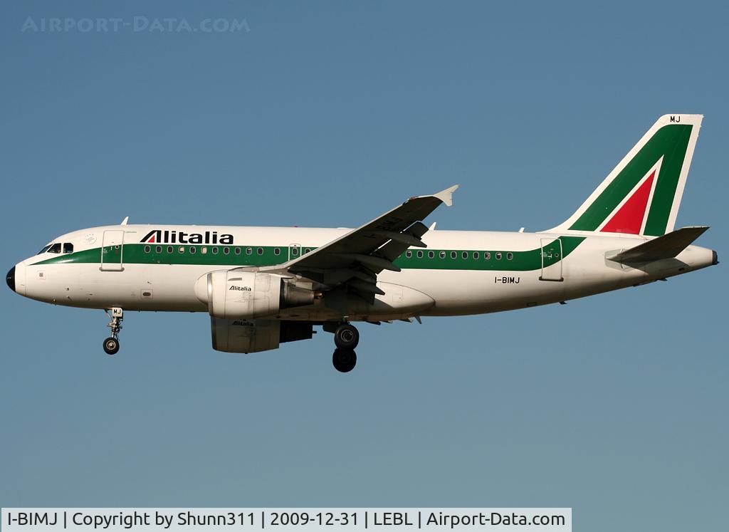 I-BIMJ, 2002 Airbus A319-112 C/N 1779, Landing rwy 25R
