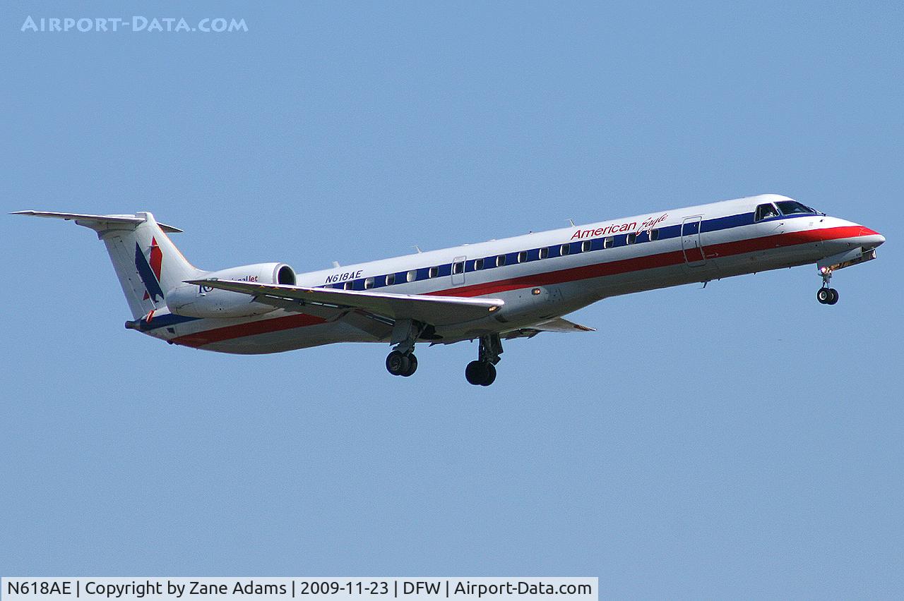 N618AE, 1998 Embraer ERJ-145LR (EMB-145LR) C/N 145097, American Eagle at DFW