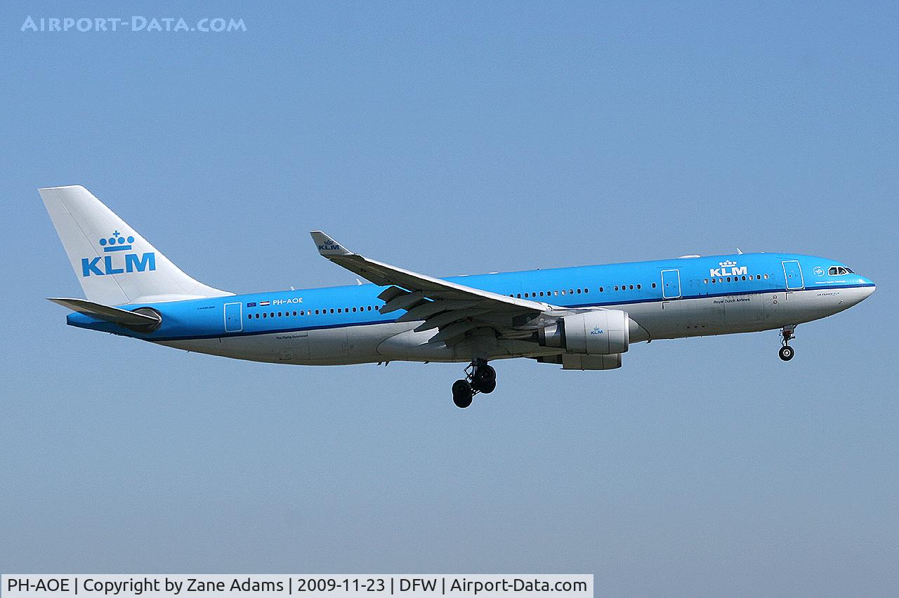 PH-AOE, 2006 Airbus A330-203 C/N 770, KLM landing at DFW