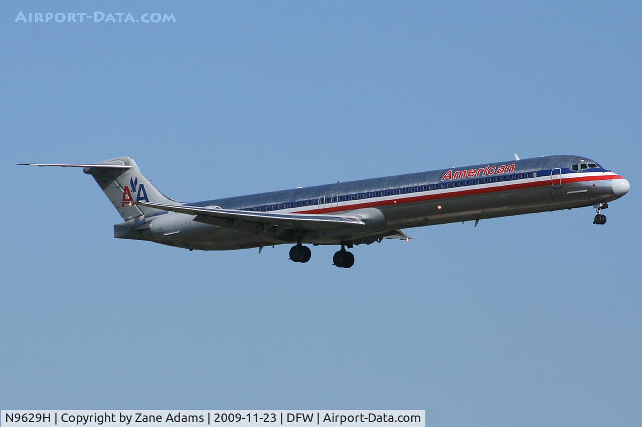 N9629H, 1998 McDonnell Douglas MD-83 (DC-9-83) C/N 53599, American Airlines at DFW