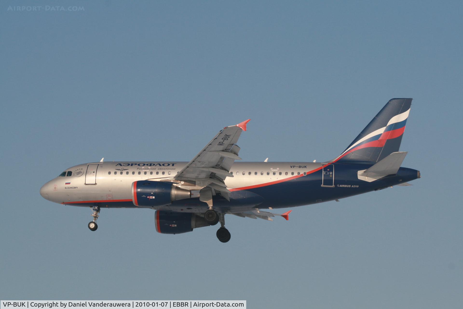 VP-BUK, 2007 Airbus A319-112 C/N 3281, Flight SU235 is descending to RWY 25L