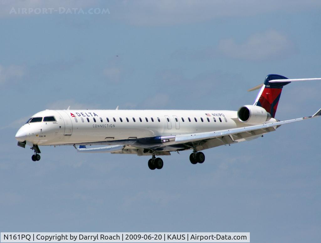 N161PQ, 2008 Bombardier CRJ-900ER (CL-600-2D24) C/N 15161, DALX aligns the wings on short final 17L.