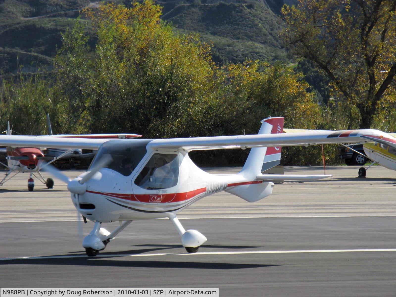 N988PB, 2005 Flight Design CTSW C/N 05-03-03, 2005 Flight Design CTSW, Rotax 912 100 Hp, taxi off Rwy 04