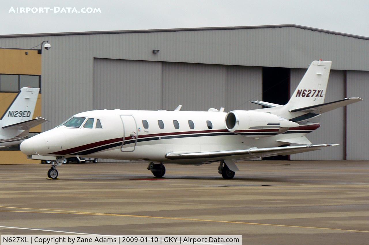 N627XL, 2001 Cessna 560XL C/N 560-5149, At Arlington Municipal