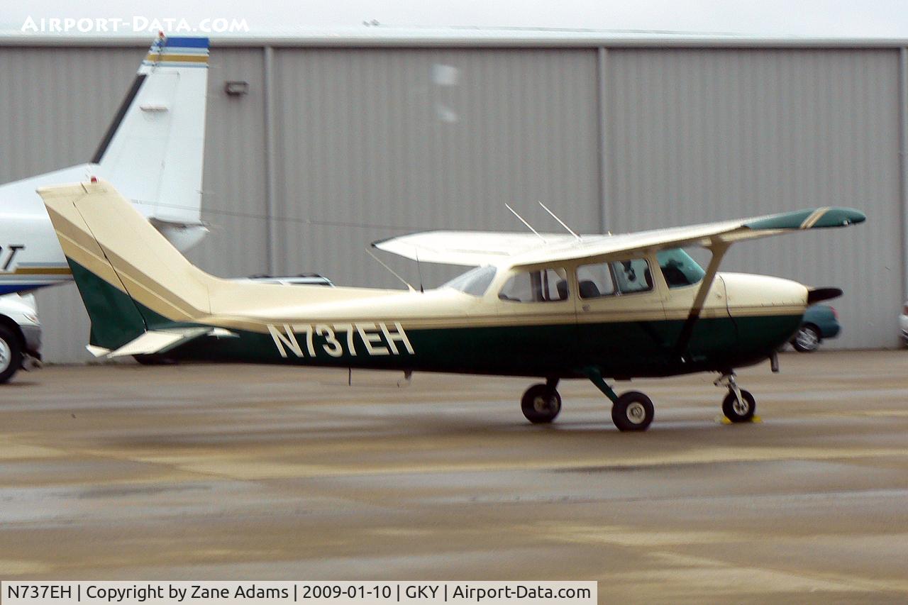 N737EH, 1977 Cessna 172N C/N 17269357, At Arlington Municipal
